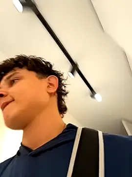 ViviVIsion – webcam model profile photo Image 17