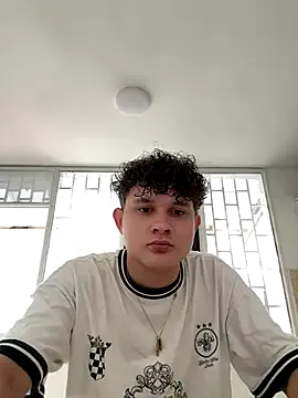 ViviVIsion – webcam model profile photo Image 8