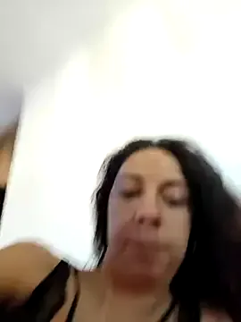 naughty69curls – webcam model profile photo