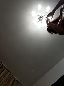 Yui-Ch – webcam model profile photo Image 10