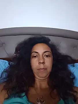 Yui-Ch – webcam model profile photo Image 5