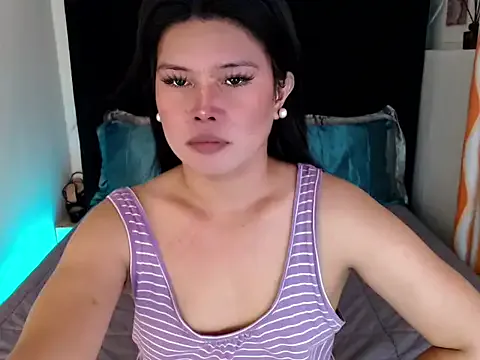 Sofiyaa_39 – webcam model profile photo Image 2