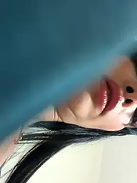 LunaDeVaal – webcam model profile photo Image 10