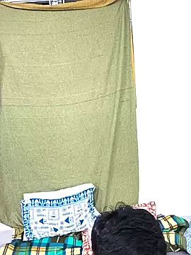 _Alicee_1 – webcam model profile photo Image 18