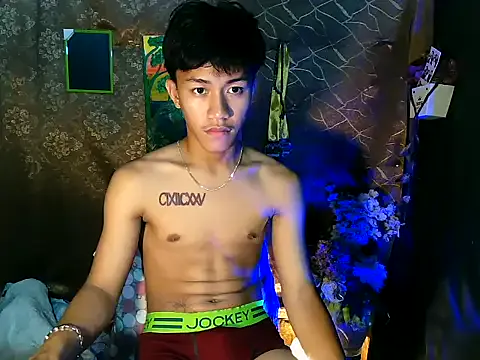 maataaan – webcam model profile photo Image 6