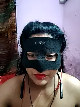 tuanzi125216 – webcam model profile photo Image 15