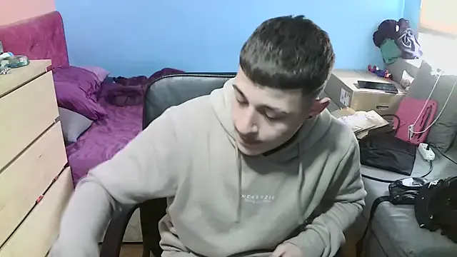 Mia--meow – webcam model profile photo Image 9