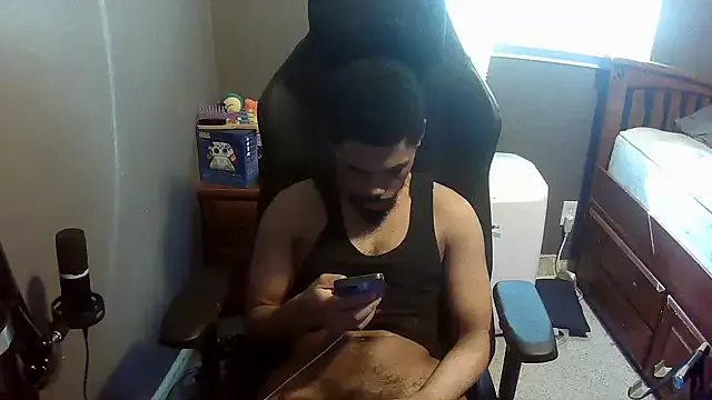 bigguy101 – webcam model profile photo Image 9