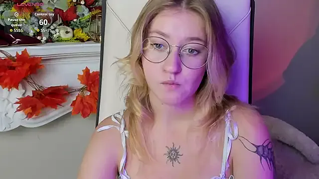 yiyi5588 – webcam model profile photo Image 19