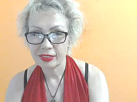 hina_porn – webcam model profile photo Image 5