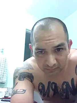  – webcam model profile photo Image 16
