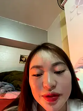 841_yayoi – webcam model profile photo Image 2