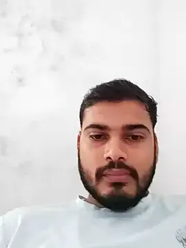 MOEMOE-Q – webcam model profile photo Image 4