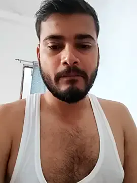 MOEMOE-Q – webcam model profile photo Image 5