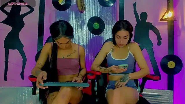 Crystal_Valentine – webcam model profile photo Image 11