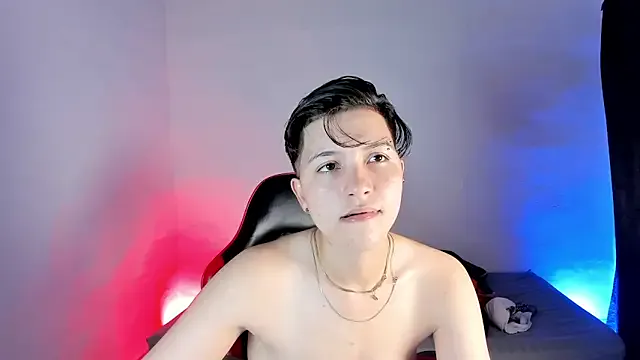 fit_vic – webcam model profile photo Image 3