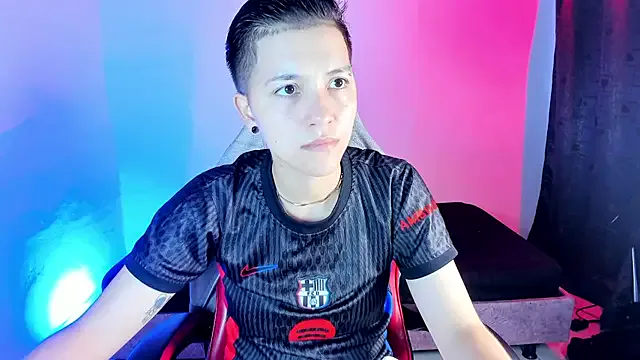 fit_vic – webcam model profile photo Image 5