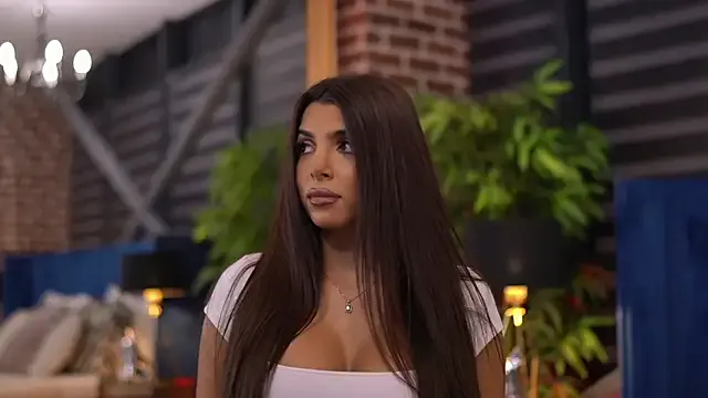 Yui-Ch – webcam model profile photo Image 13