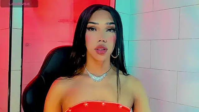 LadySugar – webcam model profile photo Image 8