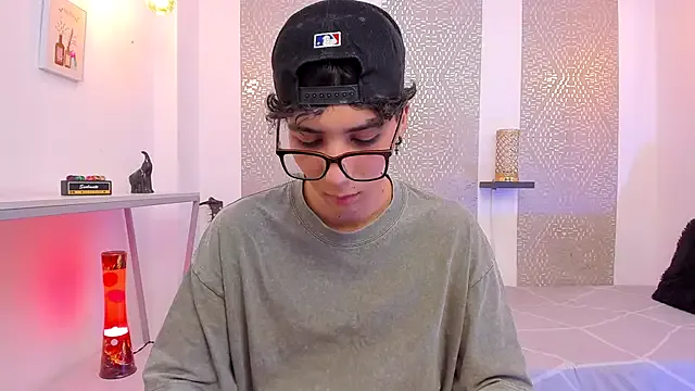 donchico0 – webcam model profile photo Image 11