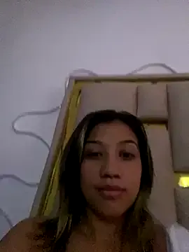 AmeliaBrilliants – webcam model profile photo Image 19