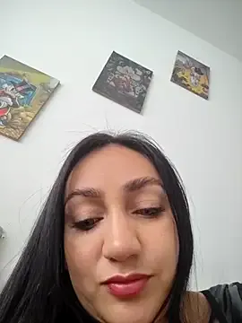 Sofiyaa_39 – webcam model profile photo Image 2