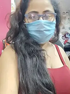 maataaan – webcam model profile photo Image 13