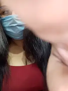 maataaan – webcam model profile photo Image 14