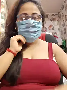 maataaan – webcam model profile photo Image 16