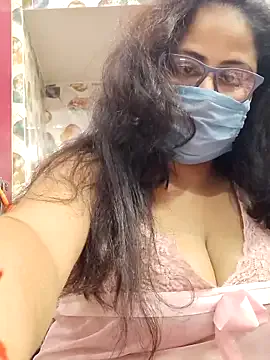 maataaan – webcam model profile photo Image 9