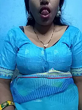 MiaKorz – webcam model profile photo Image 16