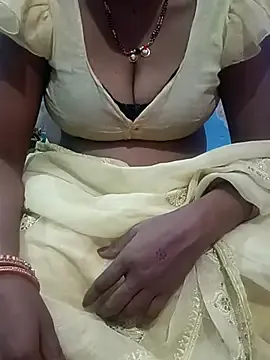 MiaKorz – webcam model profile photo Image 4