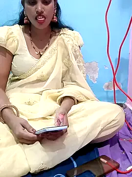 MiaKorz – webcam model profile photo Image 5