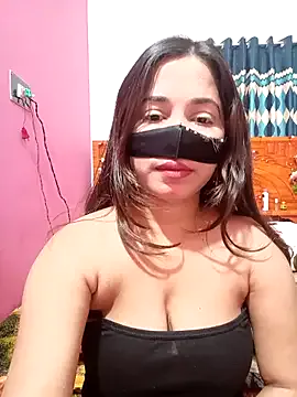 oxo_yuna_oxo – webcam model profile photo Image 16