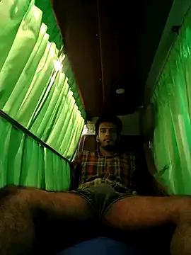 CarmeloA – webcam model profile photo Image 2