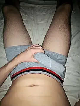 aki_zzz – webcam model profile photo Image 16