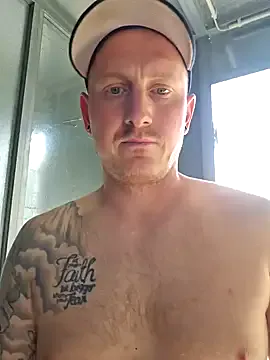 sara__xx__love – webcam model profile photo Image 4