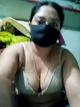 HellenSuric – webcam model profile photo Image 10
