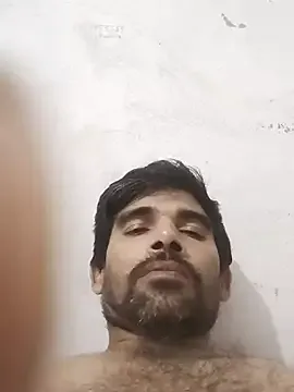 Yui-Ch – webcam model profile photo Image 10