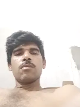 Yui-Ch – webcam model profile photo Image 11