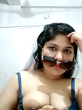 AddisonArt – webcam model profile photo Image 6