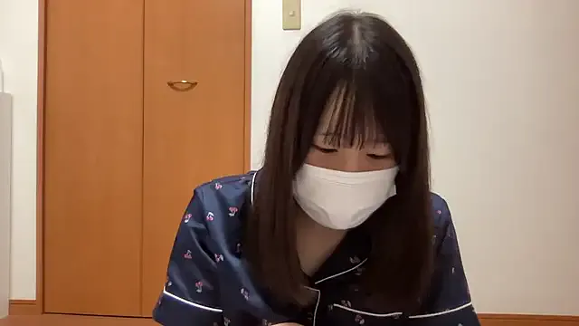 winter11 – webcam model profile photo Image 4