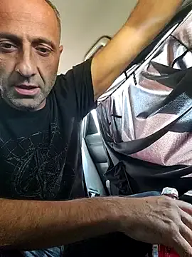 ippei0001 – webcam model profile photo Image 12