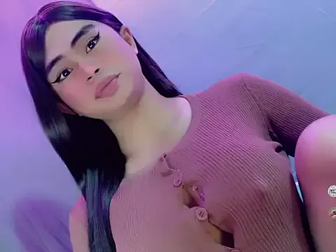 Luana_26 – webcam model profile photo Image 2