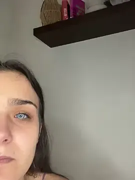 Humsafar-HDX-13 – webcam model profile photo Image 9