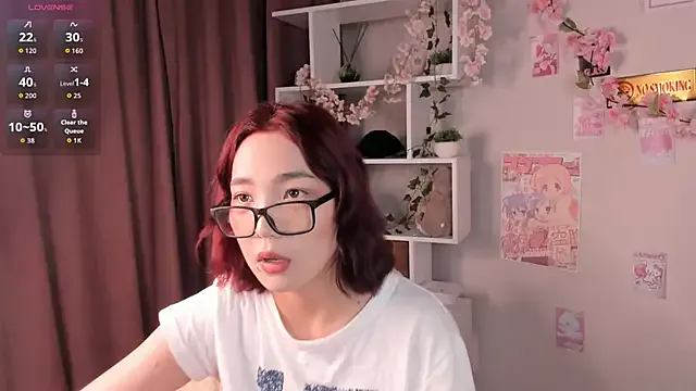 VenusRusell – webcam model profile photo Image 14