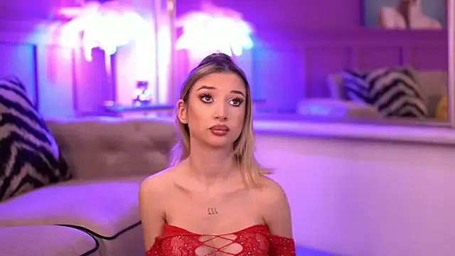 AlexisWilliams – webcam model profile photo Image 18