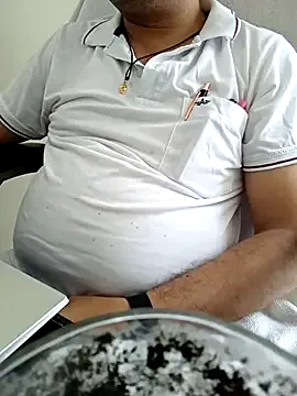 dirtypub – webcam model profile photo Image 12