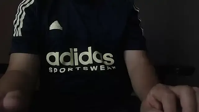 Awesomelusty – webcam model profile photo Image 4