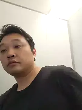 NANAchan_R – webcam model profile photo Image 3